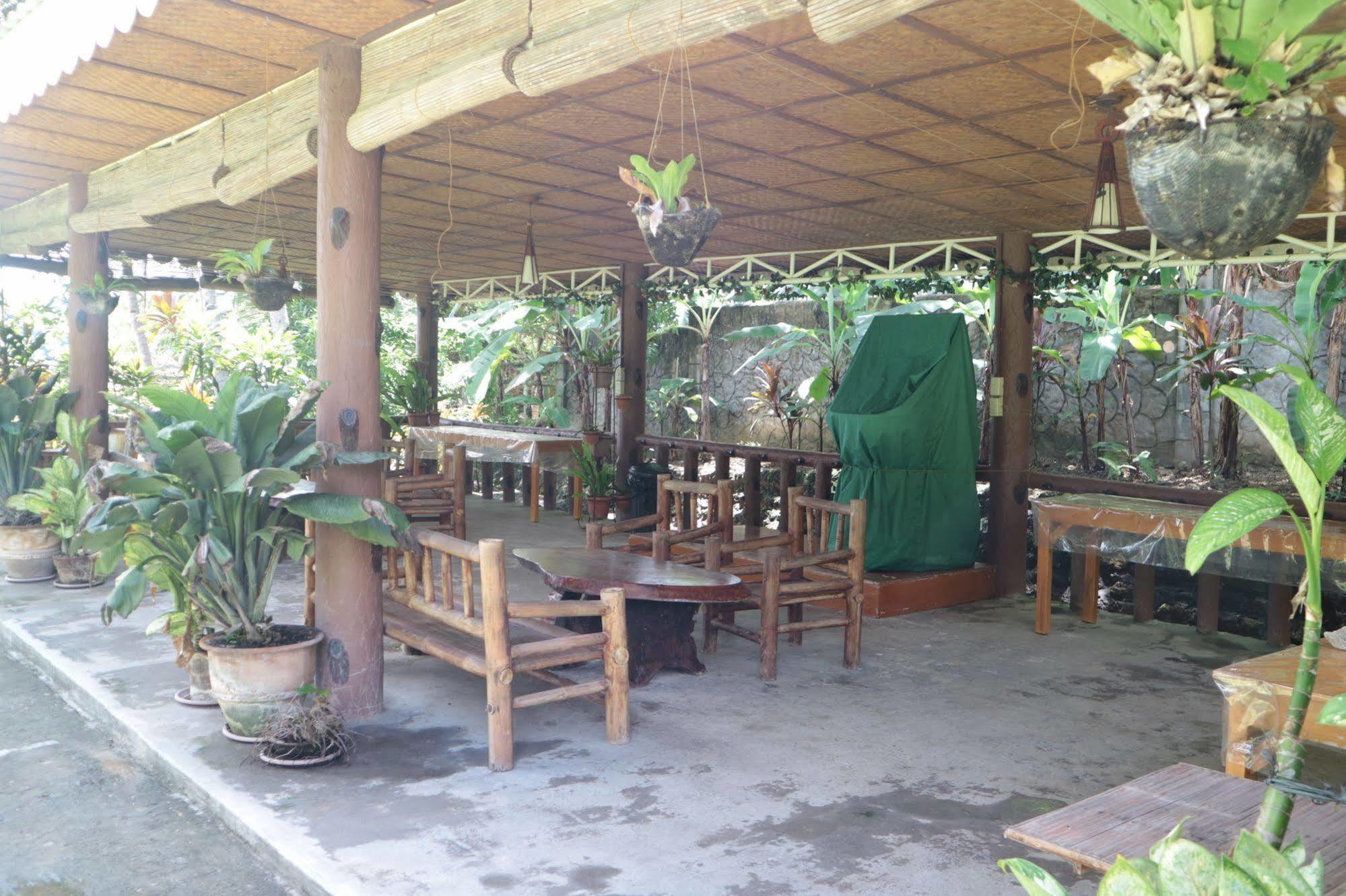 Jannah Glycel Beach House Hotel Guimarás Exterior foto